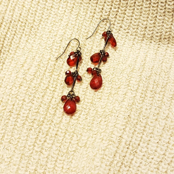 Earrings - Picture 2 of 4